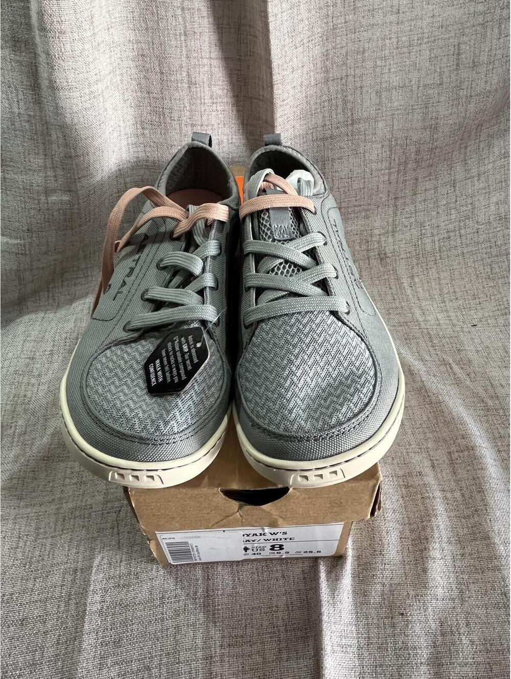 Astral Loyak Water Shoes Sneakers Gray / White Womens 8 NIB